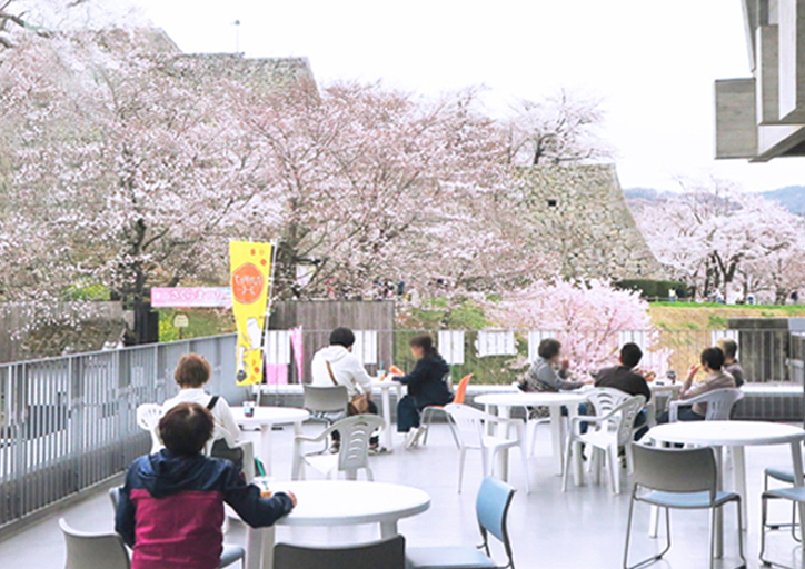 テラスカフェ in 津山文化センター＜中心市街地＞